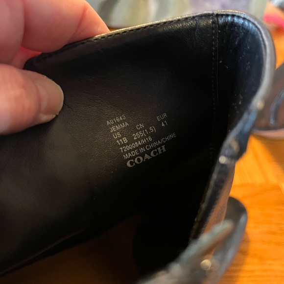 🍓Coach Leather Ankle Boots🍓 - Picture 9 of 12